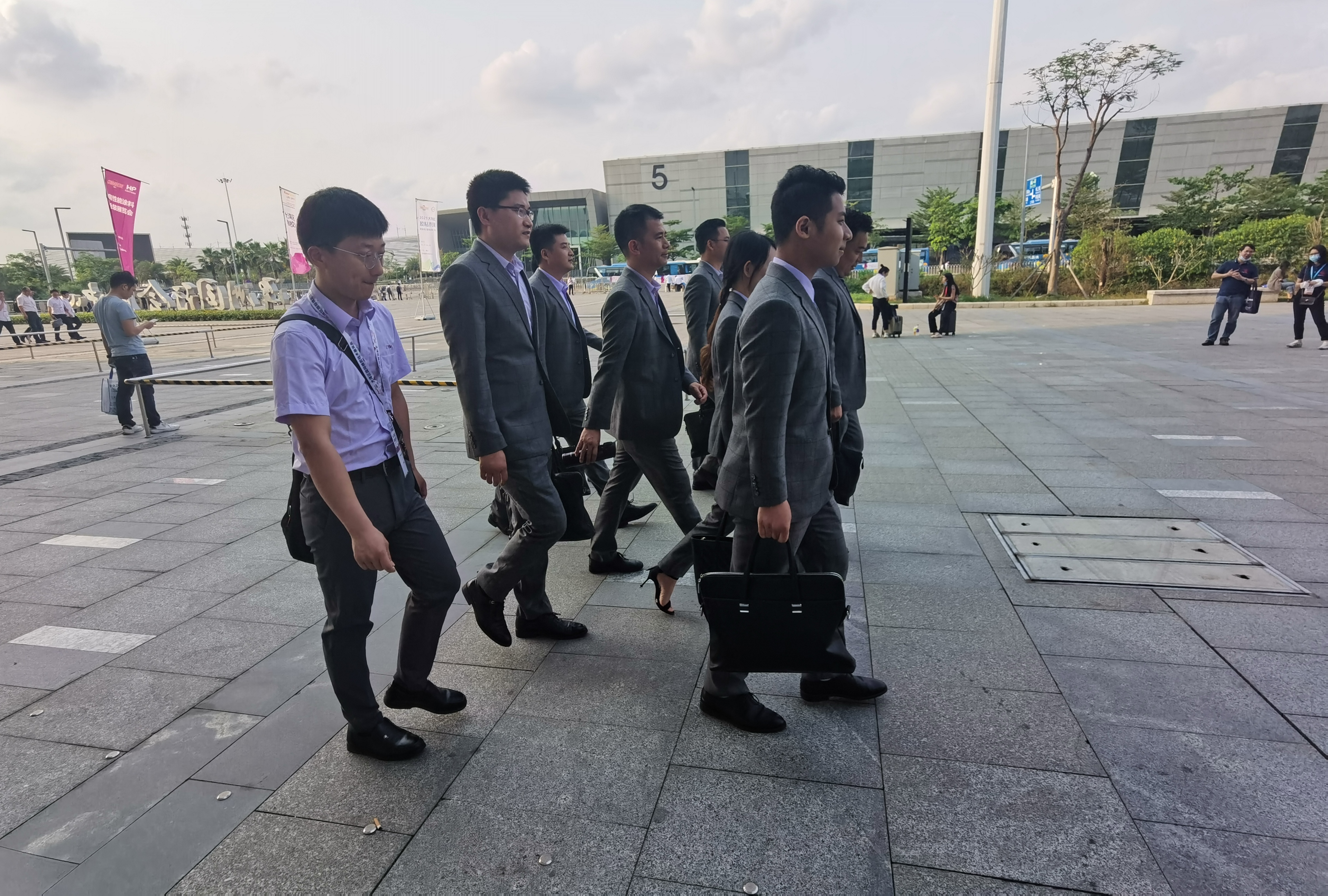 完美体育官方网站